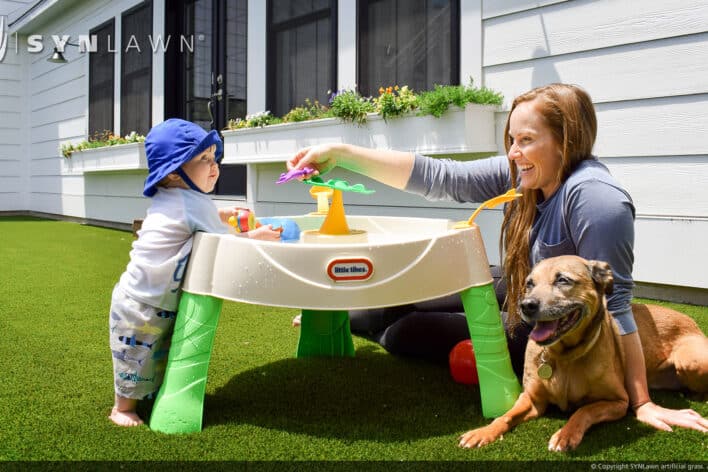 SYNLawn Arizona pets artificial grass safe for family dogs and kids